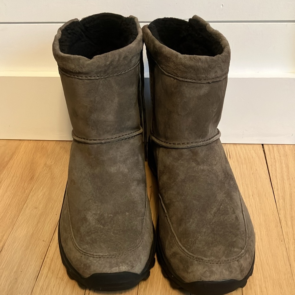 Merrell Men’s Winter pull on brown suede boots 12 - Picture 2 of 6